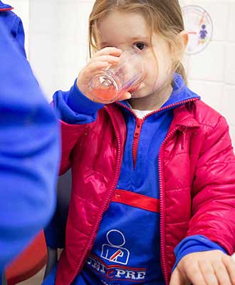 Criança em espaço educacional - Educação Infantil Uniepre